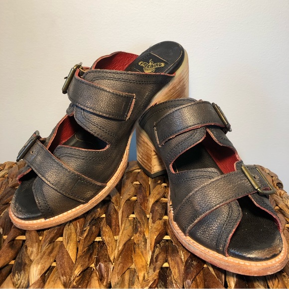 Freebird by Steven Shoes - Freebird | Freebird by Steven Caprice Blk Leather Buckle Heeled Sandals | Size 8